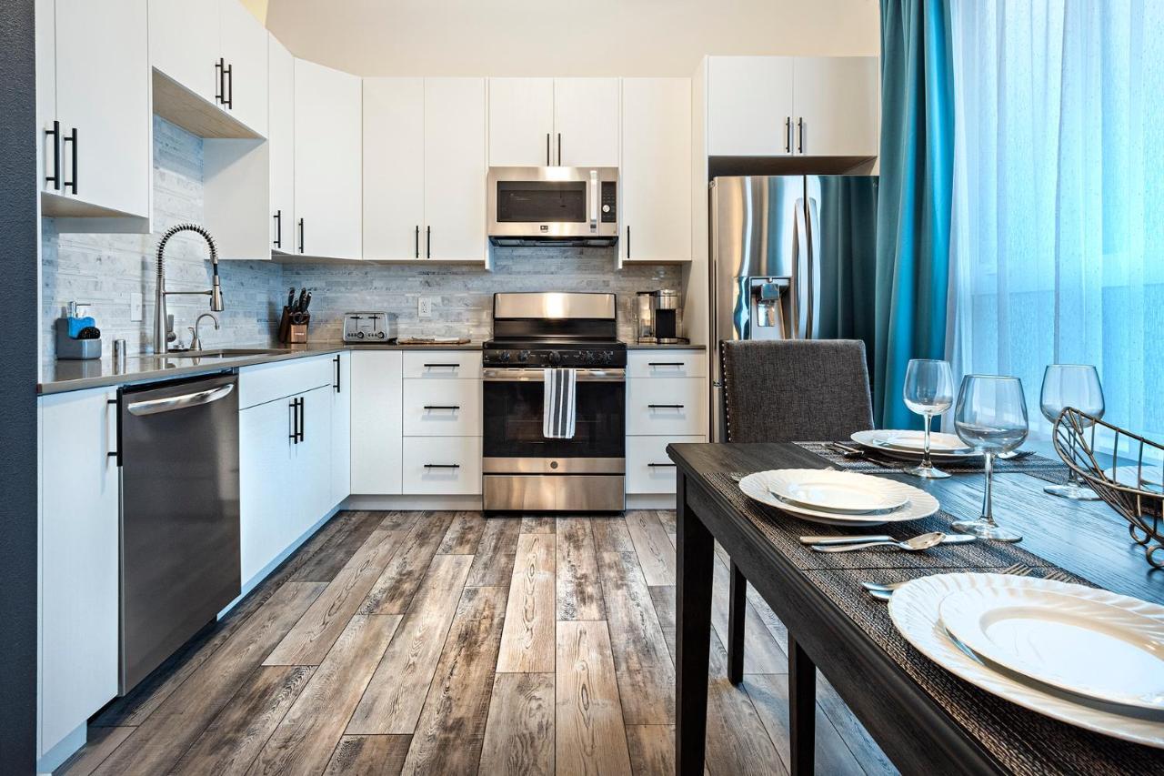 Unique Stylish Place Downtown Monroe! #104 Apartment *